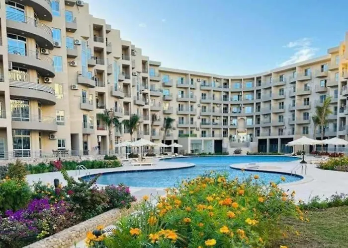 Feels Like Home, Furnitured, Kitchen, Central, Wifi Near Air Port