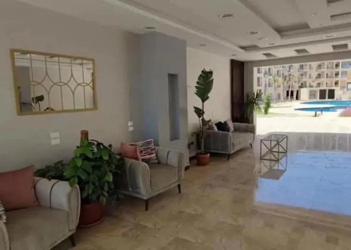 Feels Like Home, Furnitured, Kitchen, Central, Wifi Near Air Port