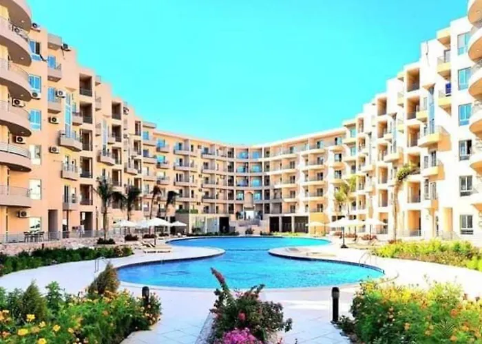 Feels Like Home, Furnitured, Kitchen, Central, Wifi Near Air Port *