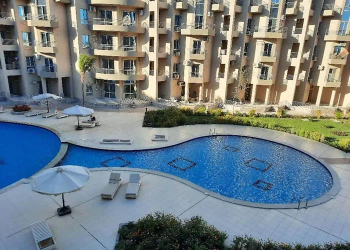 Feels Like Home, Furnitured, Kitchen, Central, Wifi Near Air Port